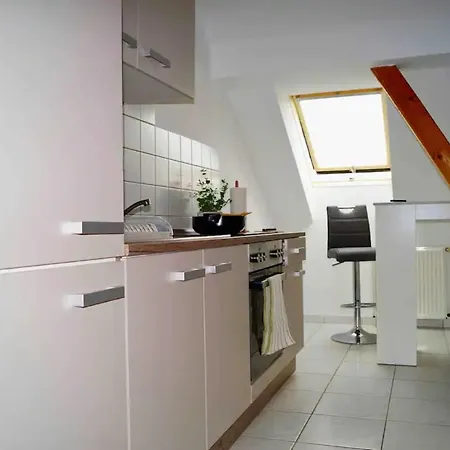 Wohlfühlen in der Bauhausstadt Dessau mit Netflix Exterior foto